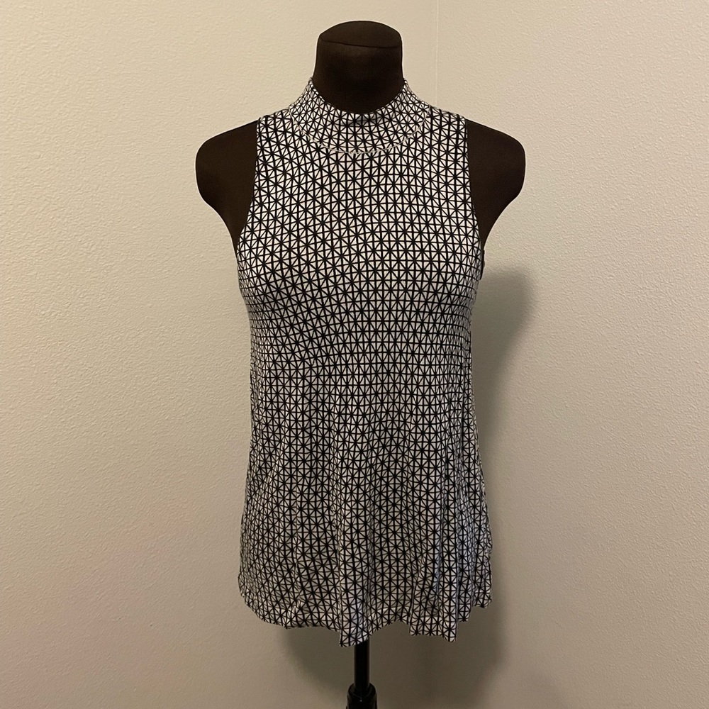Kokun Mock Printed Geo Tank
